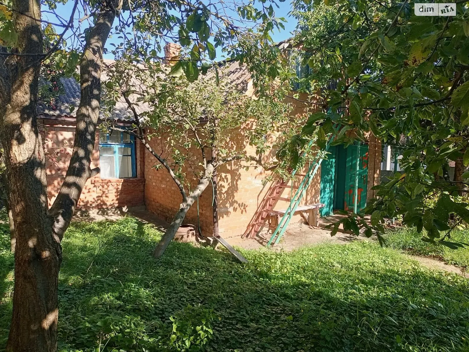 Продается одноэтажный дом 55 кв. м с гаражом, цена: 70000 $ - фото 1