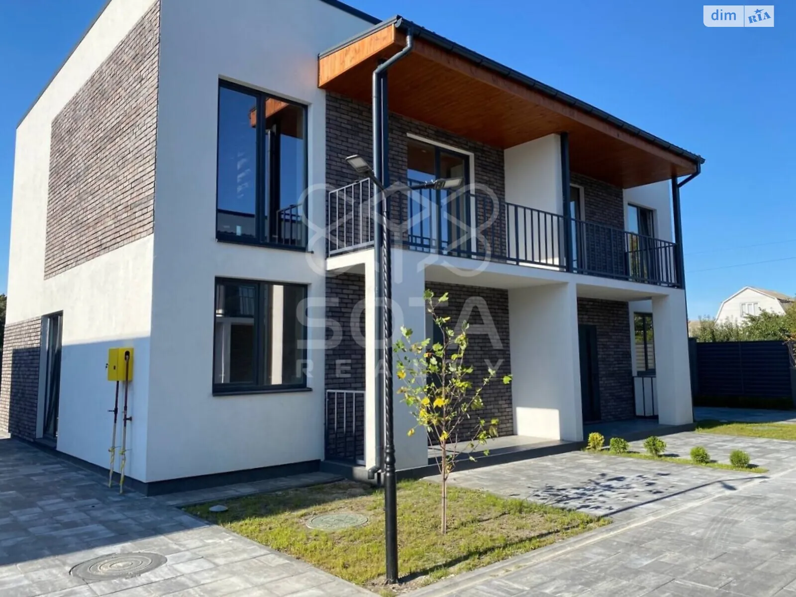 7-я ул. Озерная, 6 Вишенки (Киев), цена: 79000 $ - фото 1