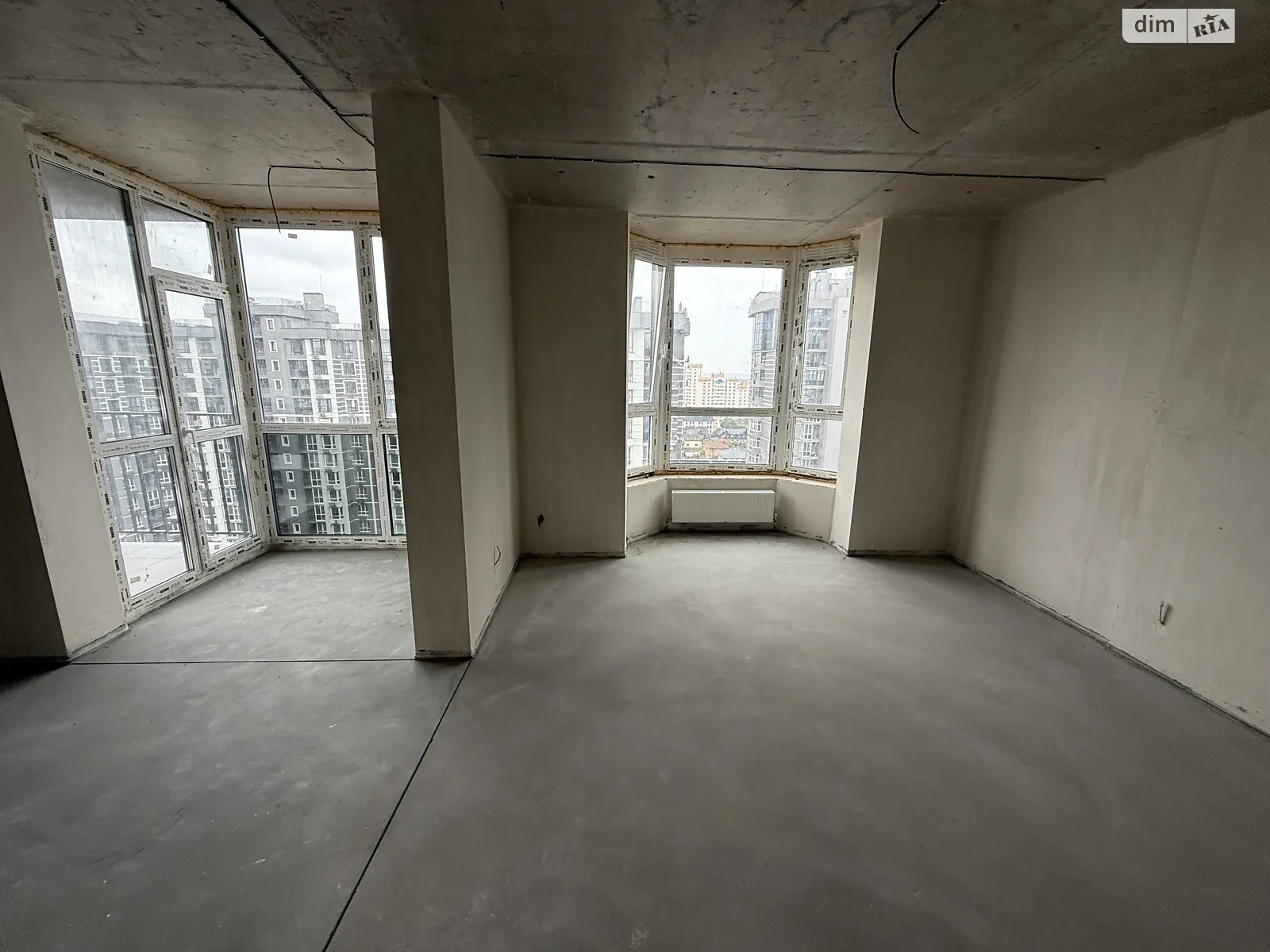 Продается 1-комнатная квартира 38 кв. м в Буче, бул. Леонида Бирюкова, 2А - фото 1