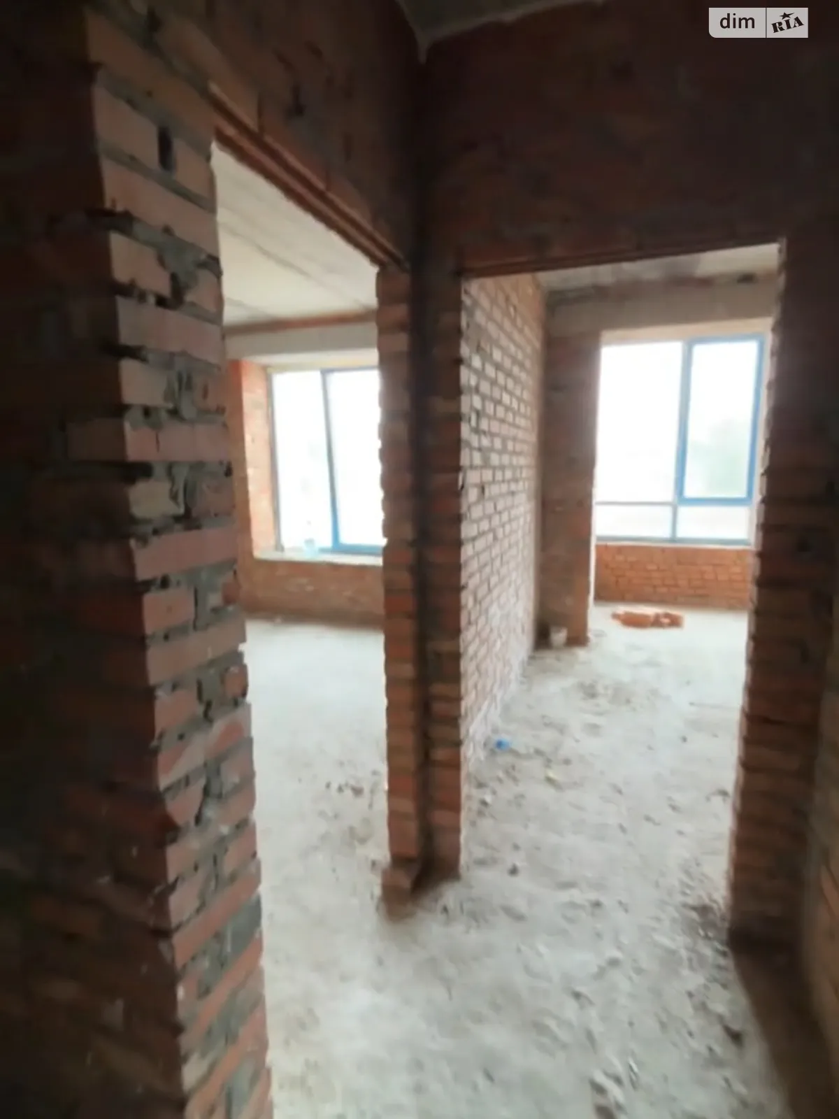 Продается 1-комнатная квартира 38 кв. м в Буче, ул. Саломеи Крушельницкой, 1 - фото 1