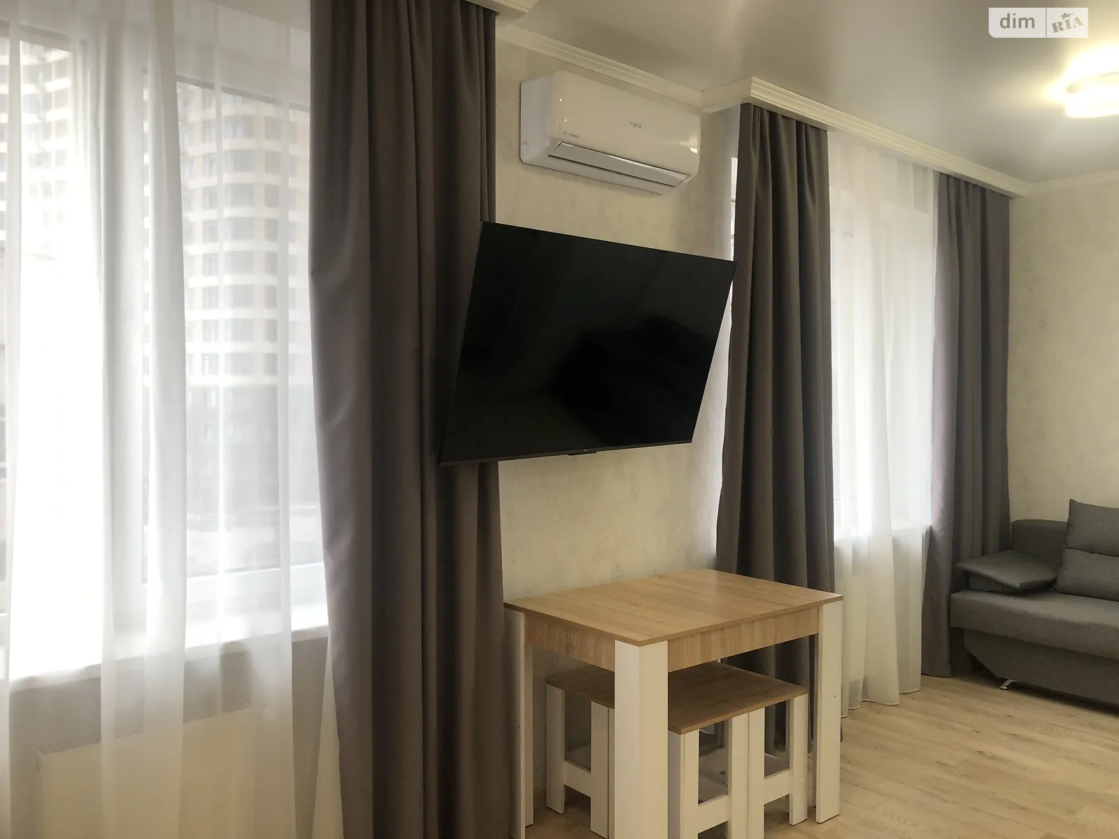 Здається в оренду 1-кімнатна квартира 40 кв. м у Одесі, вул. Валерія Самофалова, 16А/5 - фото 1