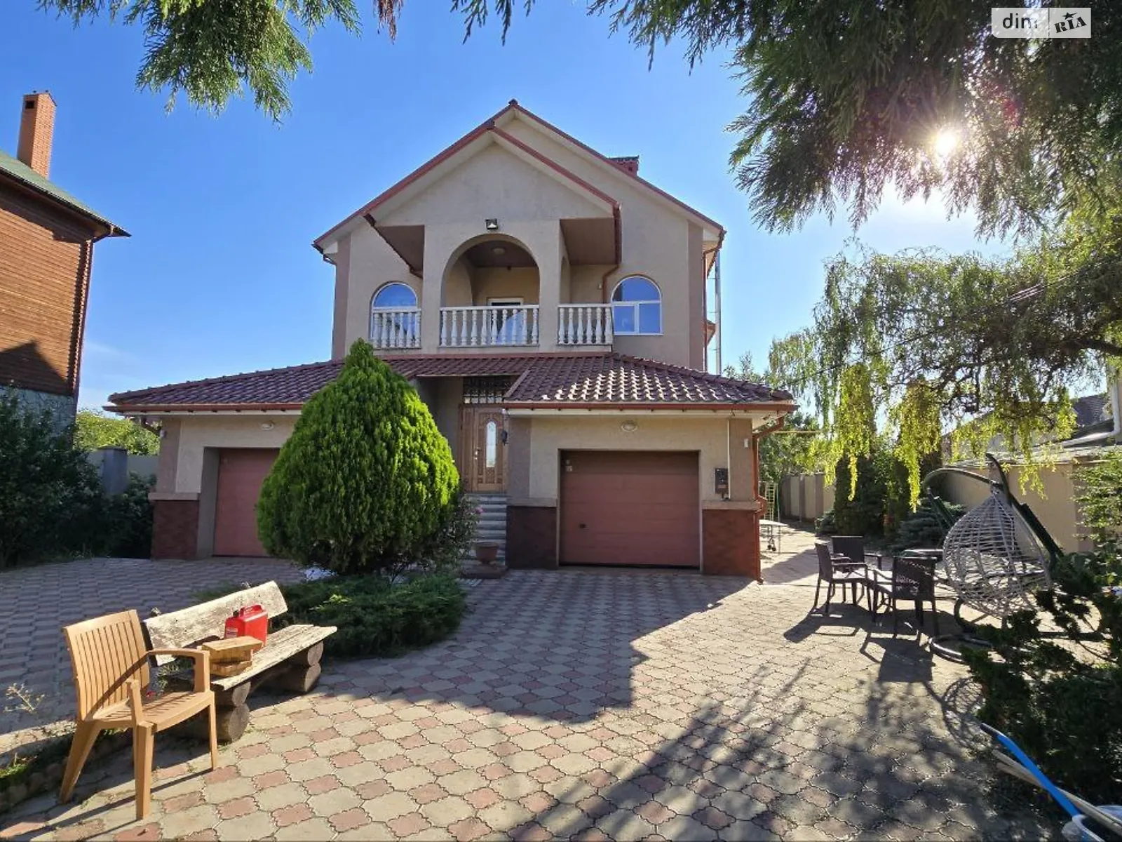 Продається будинок 2 поверховий 260 кв. м з верандою, цена: 295000 $ - фото 1