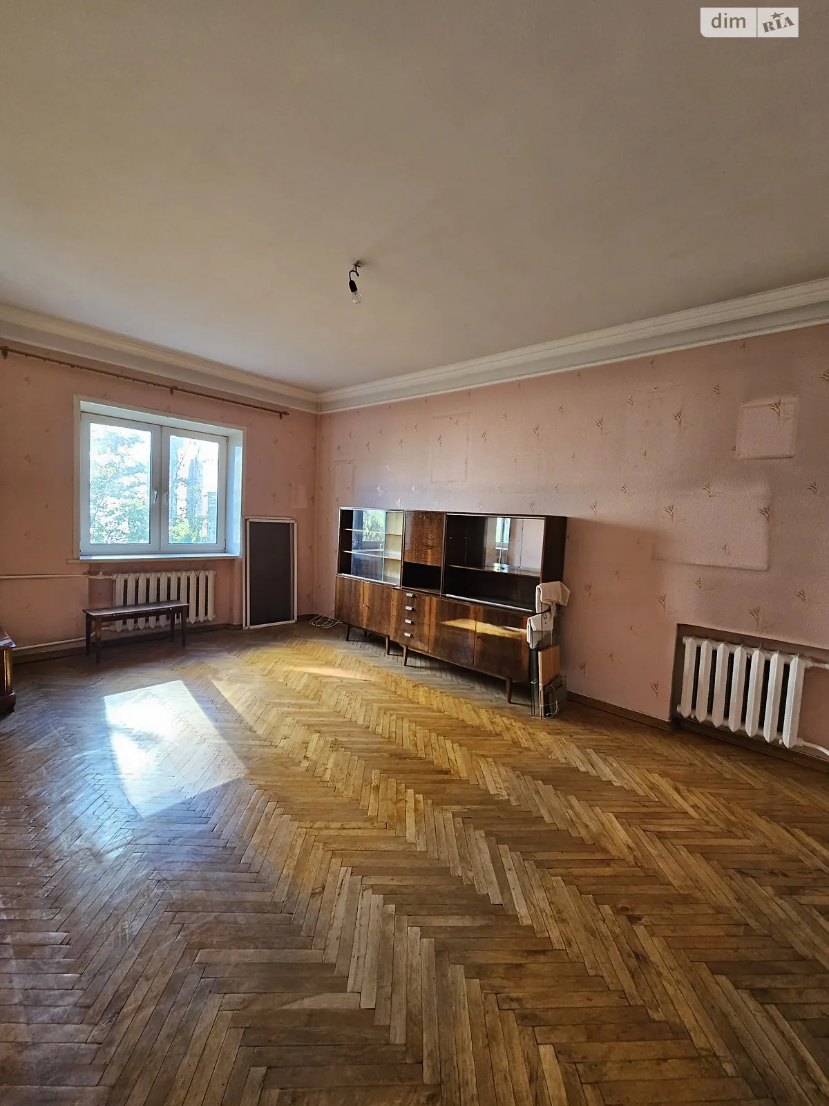 Продается 1-комнатная квартира 37.6 кв. м в Киеве, ул. Ямская, 37/33 - фото 1