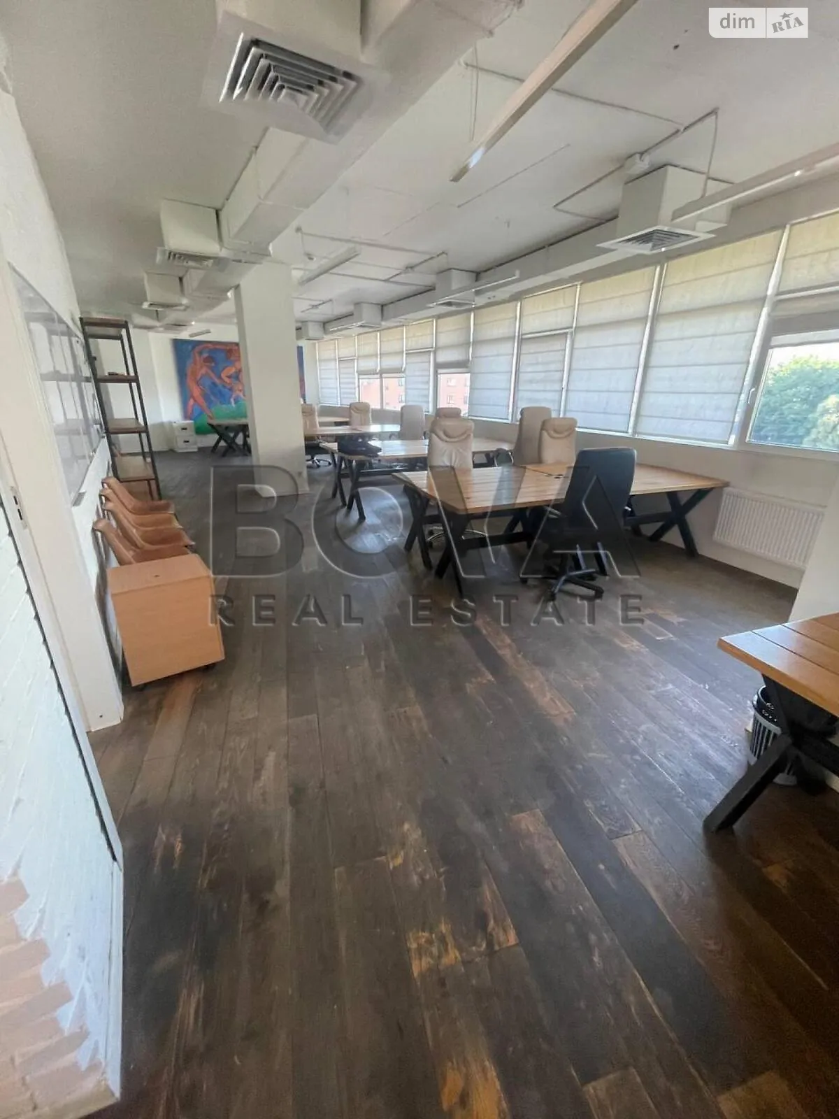 Сдается в аренду офис 228 кв. м в бизнес-центре, цена: 4340 $ - фото 1