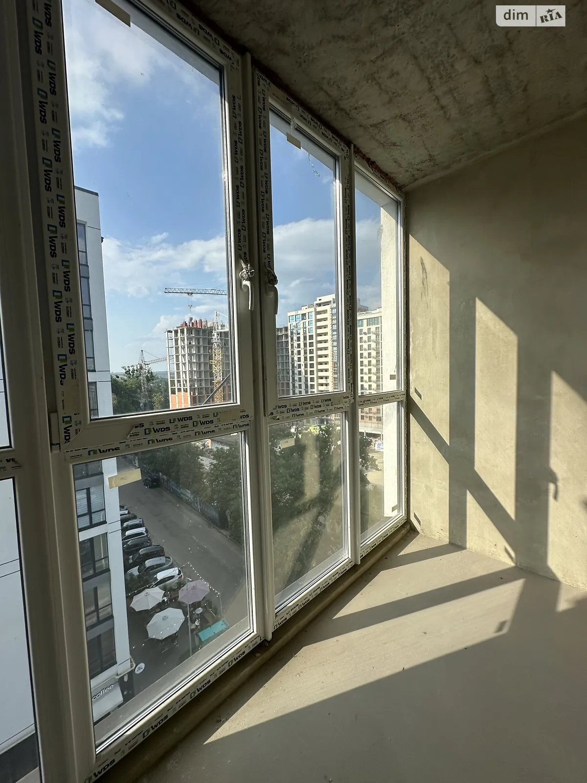 Продается 3-комнатная квартира 87 кв. м в Ивано-Франковске, ул. Гетьмана Ивана Мазепы, 1 - фото 1