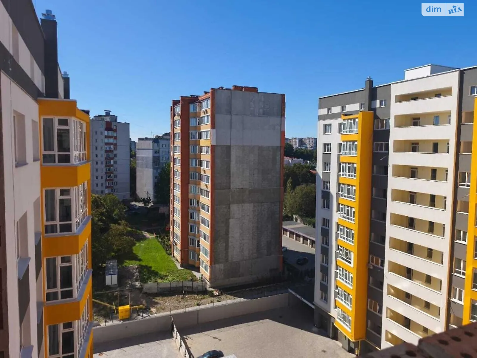 Продается 1-комнатная квартира 49 кв. м в Хмельницком, ул. Степана Бандеры - фото 1