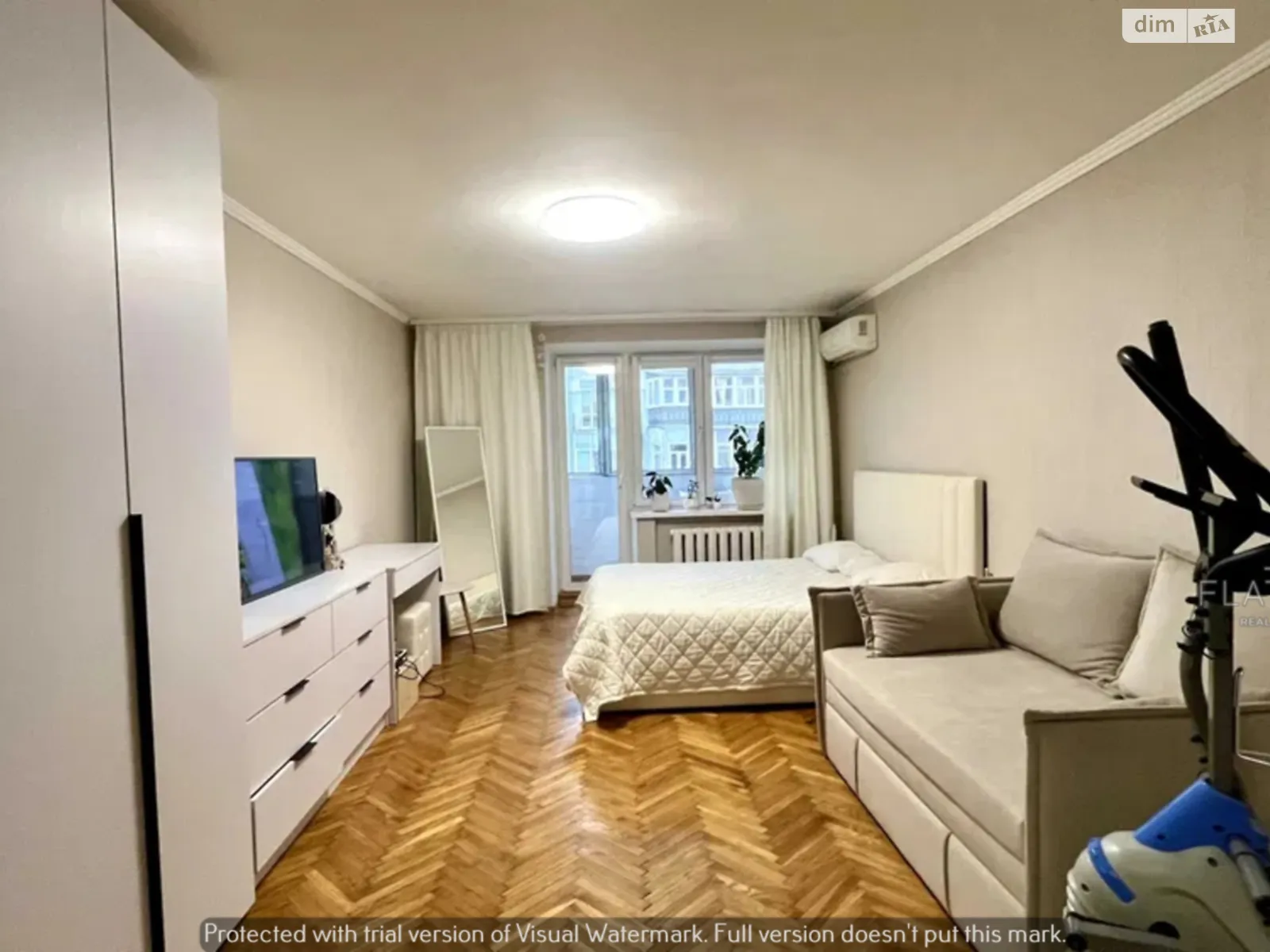 Продається 1-кімнатна квартира 43 кв. м у Києві, вул. Саксаганського, 92/94 - фото 1