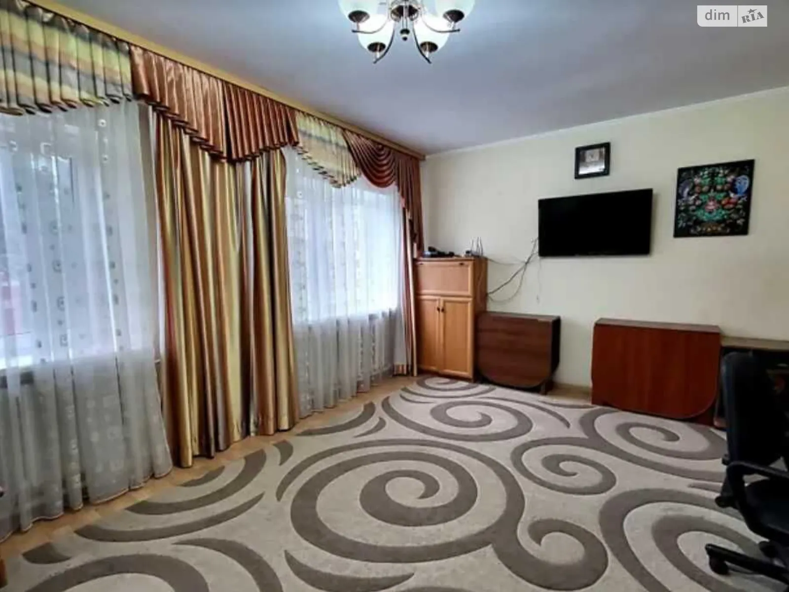 Продается дом на 2 этажа 147 кв. м с мебелью, цена: 96000 $ - фото 1