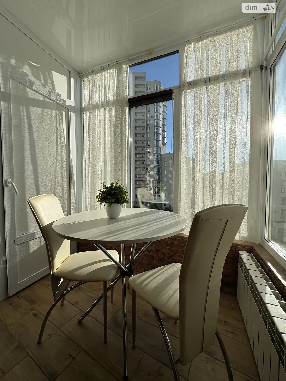 Продається 1-кімнатна квартира 39.2 кв. м у Києві, просп. Володимира Івасюка, 2Д - фото 1