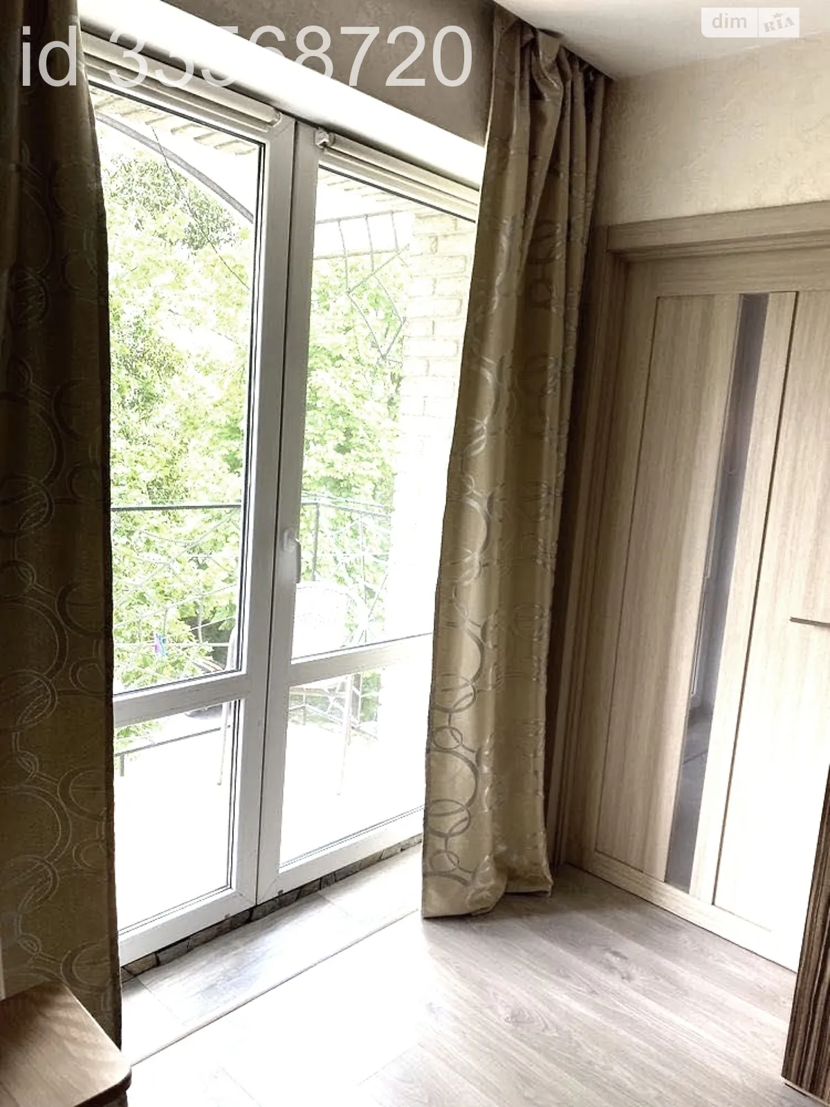 Продается 2-комнатная квартира 40.6 кв. м в Ровно, ул. Степана Бандеры, 32 - фото 1