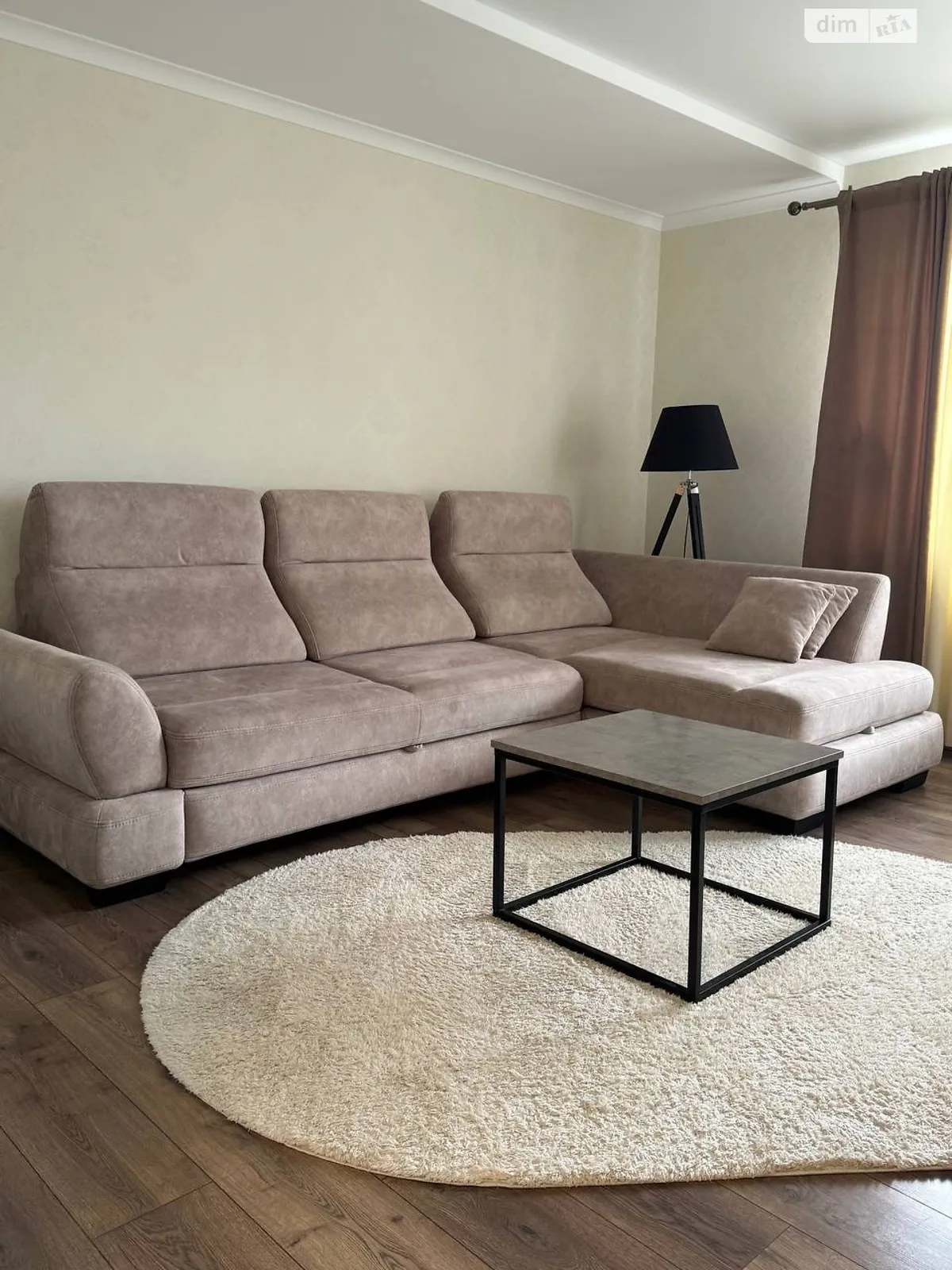 Продается 3-комнатная квартира 115.6 кв. м в Ровно, ул. Степана Демьянчука, 1А - фото 1