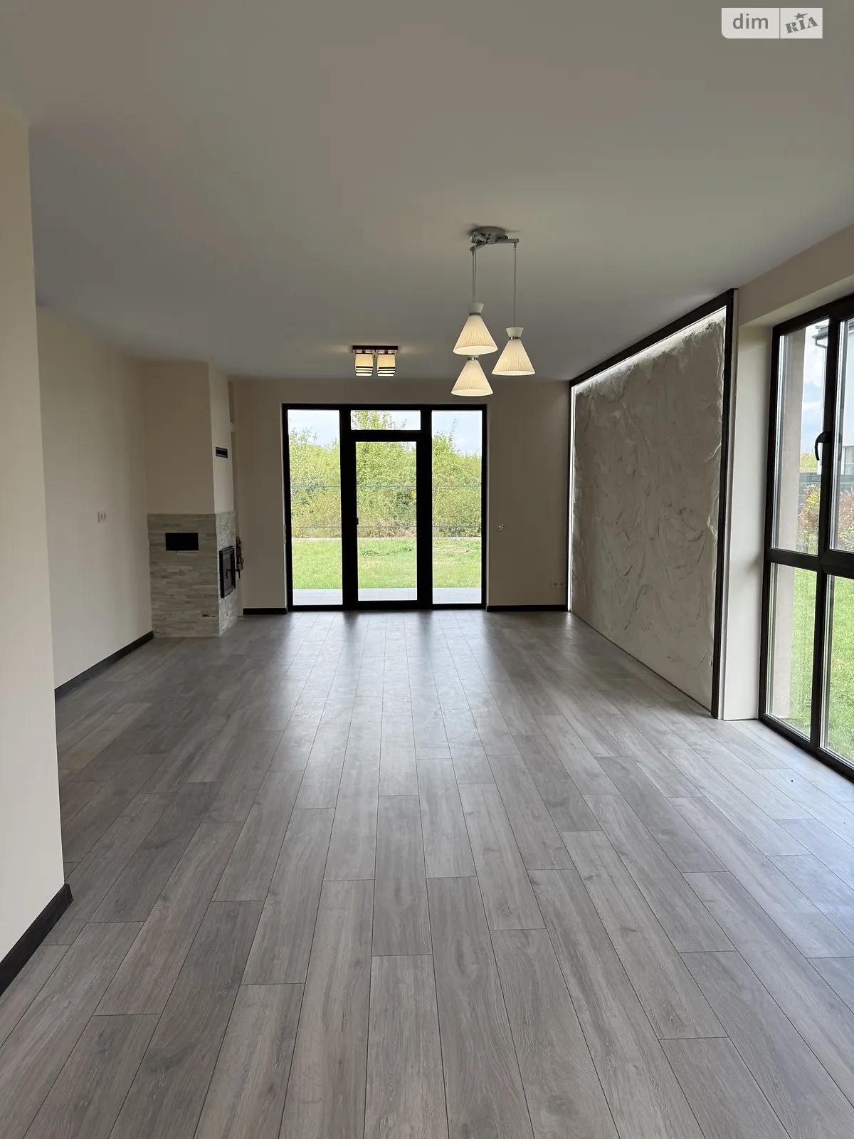 Продается одноэтажный дом 140 кв. м с подвалом, цена: 156000 $ - фото 1
