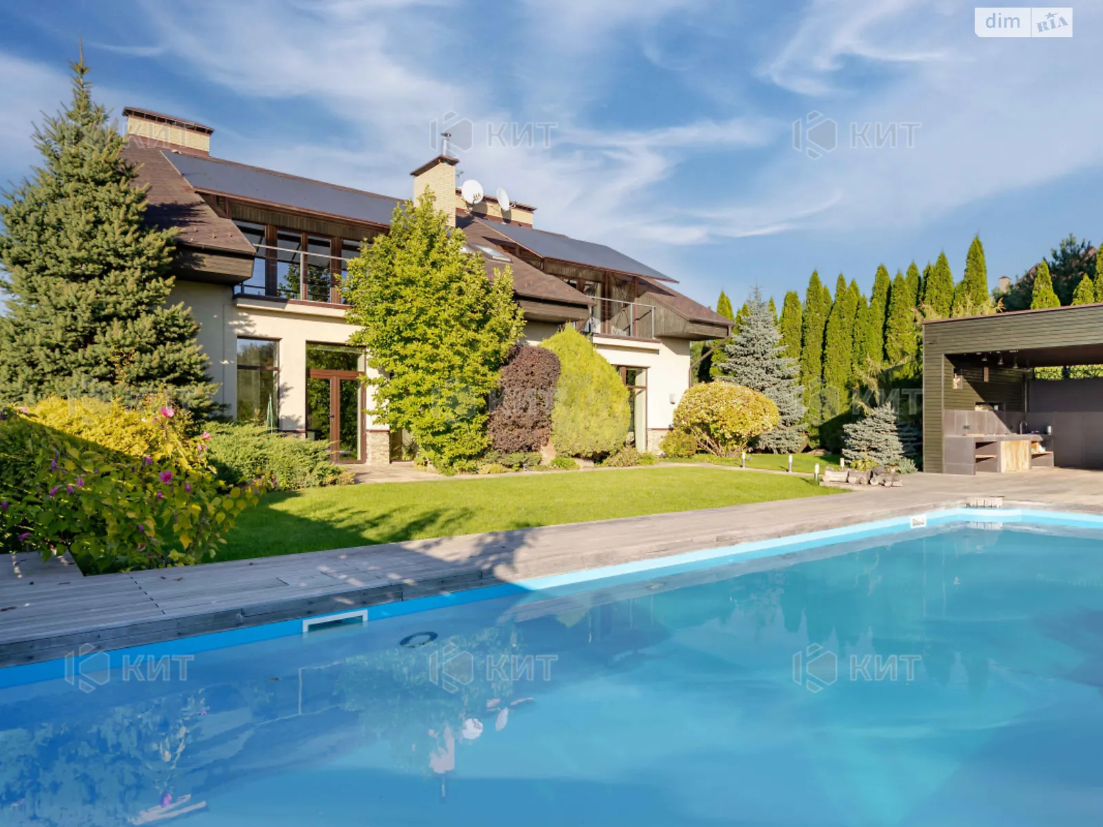 Продается дом на 2 этажа 546 кв. м с подвалом, цена: 600000 $ - фото 1