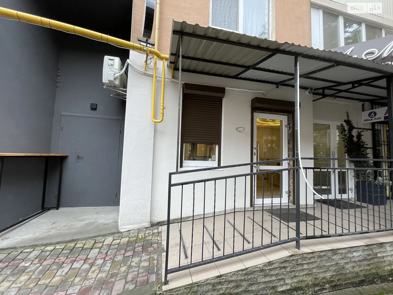 Здається в оренду приміщення вільного призначення 16 кв. м в 11-поверховій будівлі, цена: 10000 грн - фото 1