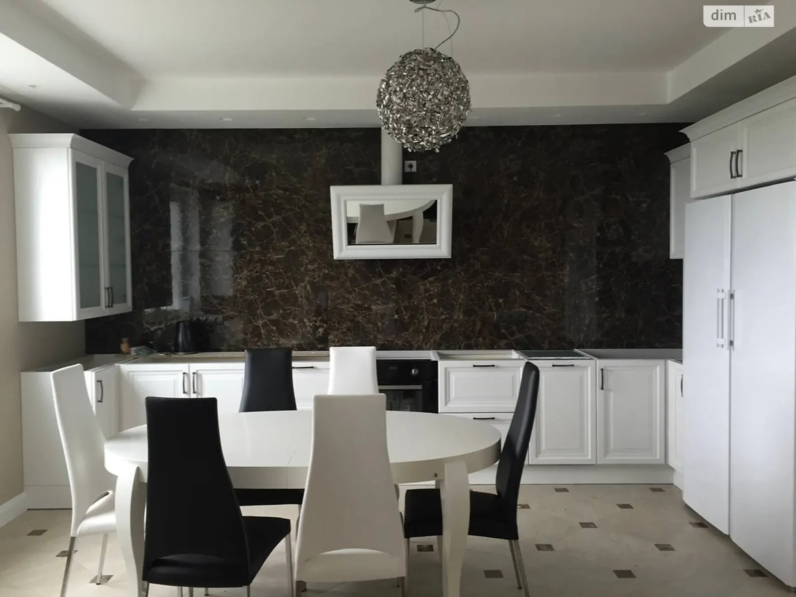 Продается 3-комнатная квартира 107 кв. м в Киеве, ул. Юрия Кондратюка, 5 - фото 1