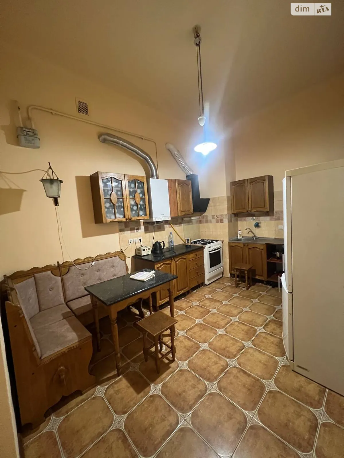 Сдается в аренду 3-комнатная квартира 92 кв. м в Львове, ул. Пекарская - фото 1