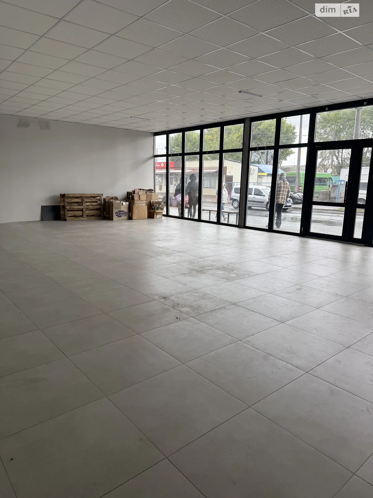 Сдается в аренду помещения свободного назначения 96 кв. м в 1-этажном здании, цена: 65000 грн - фото 1
