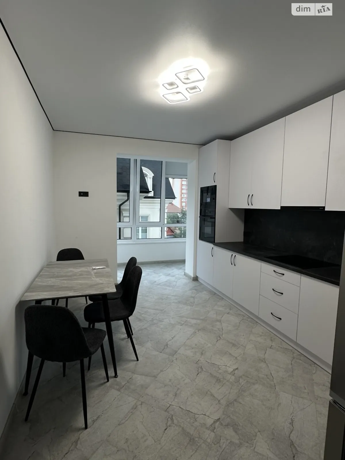 1-комнатная квартира 42 кв. м в Тернополе, ул. Глиняная - фото 1