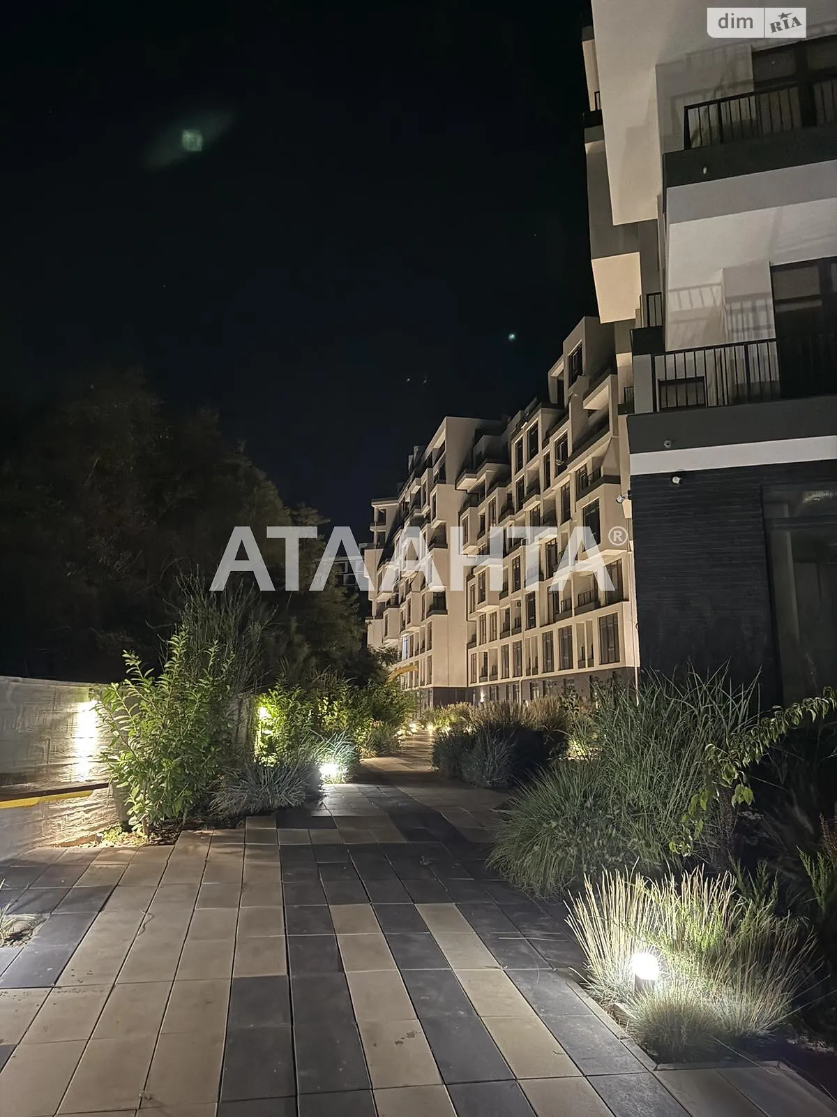 Продается 1-комнатная квартира 35 кв. м в Одессе, ул. Софиевская, 1Б - фото 1