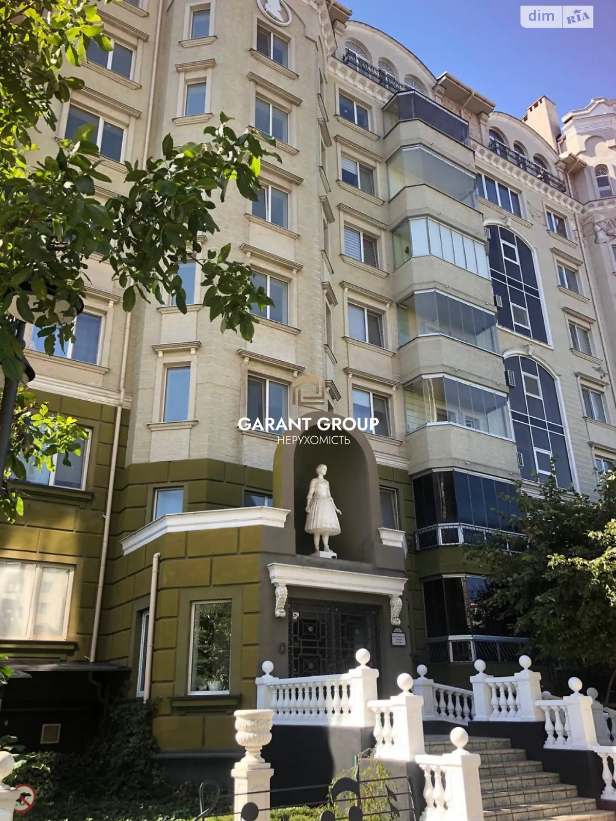 Продається 1-кімнатна квартира 52 кв. м у Одесі, вул. Міланська - фото 1