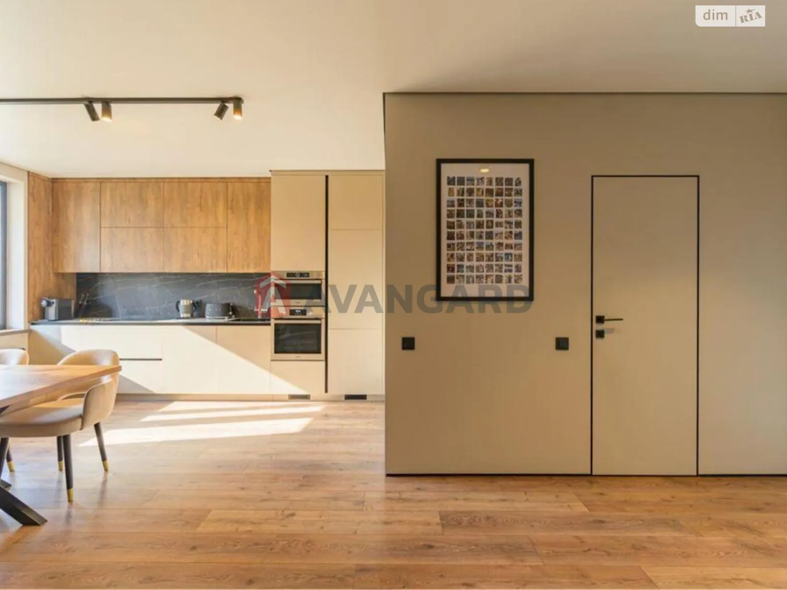 Продается 1-комнатная квартира 54 кв. м в Киеве, Харьковское шоссе, 17А - фото 1