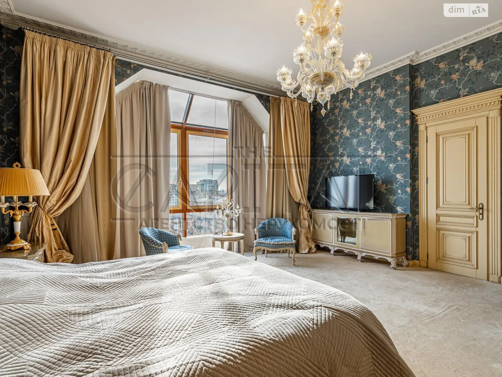 Продається 5-кімнатна квартира 242 кв. м у Києві, вул. Паторжинського, 14 - фото 1