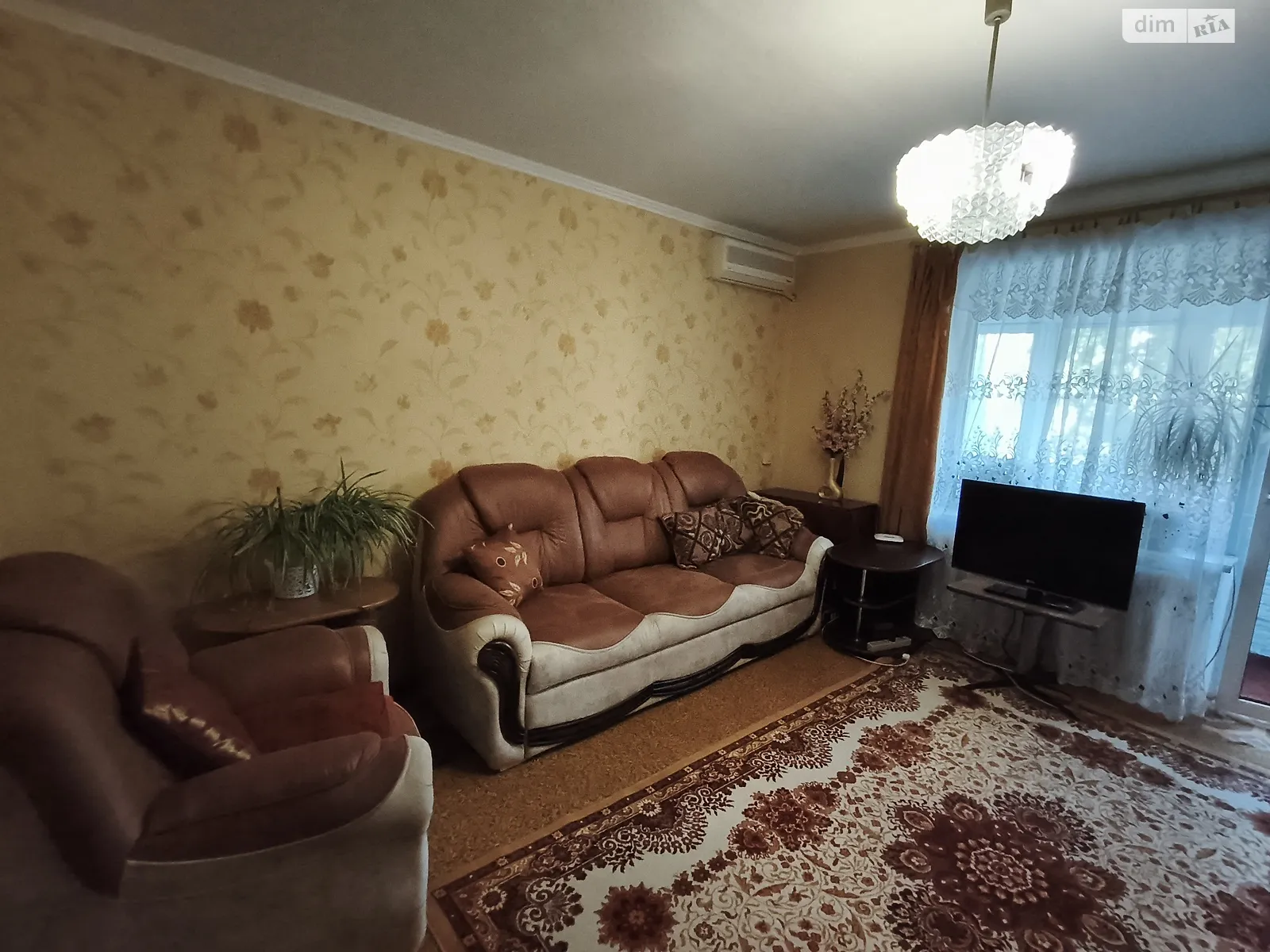 Продается 3-комнатная квартира 65 кв. м в Кропивницком, ул. Героев Украины, 10 - фото 1