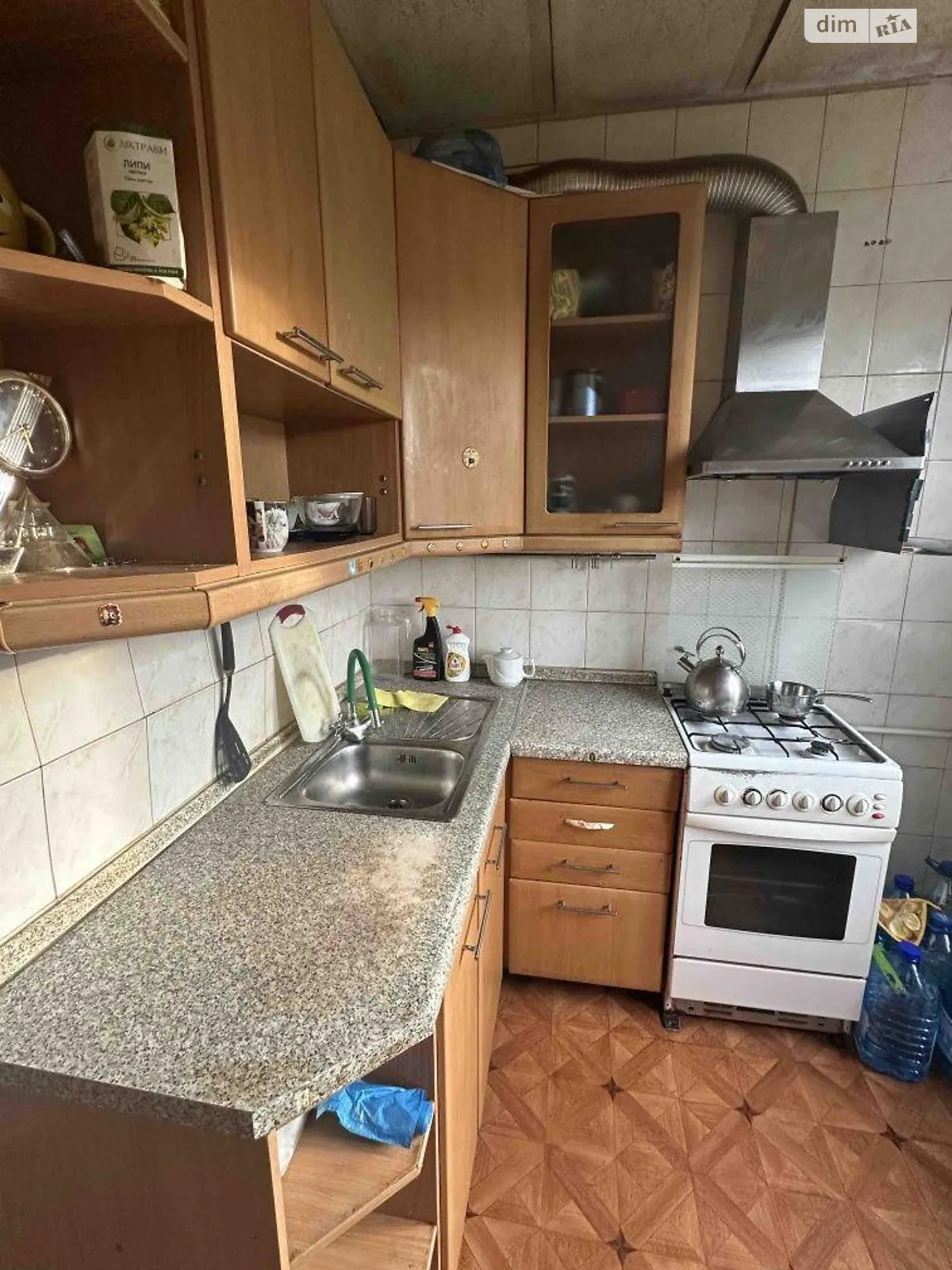 Продается 3-комнатная квартира 64 кв. м в Харькове, ул. Нескореных(Героев Труда) - фото 1