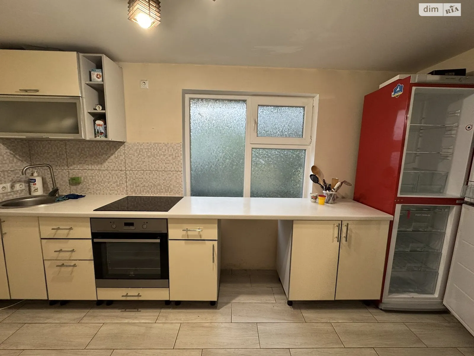 Продается дом на 2 этажа 60 кв. м с камином, цена: 48000 $ - фото 1