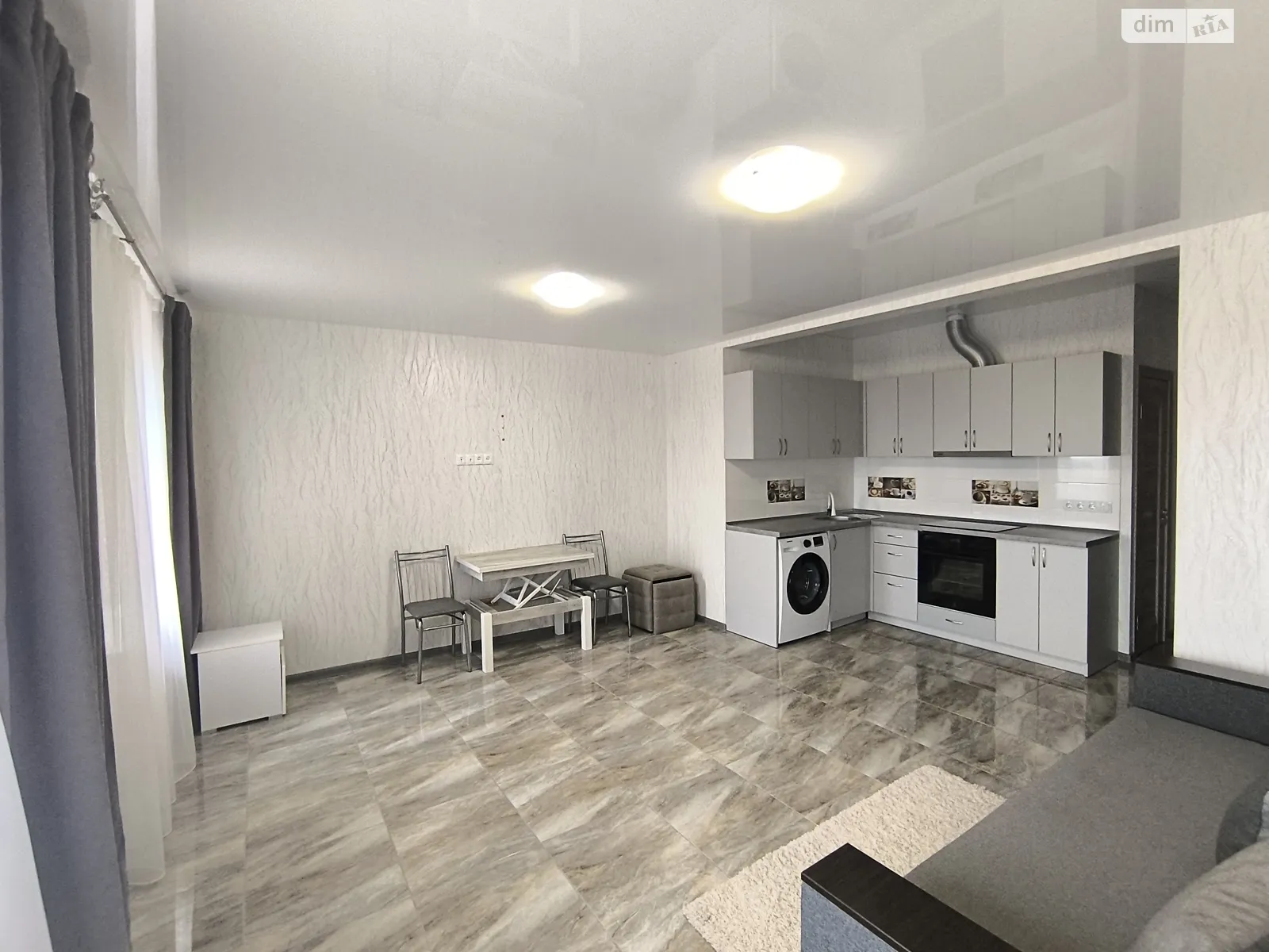 Продается 1-комнатная квартира 30.3 кв. м в, цена: 18500 $ - фото 1