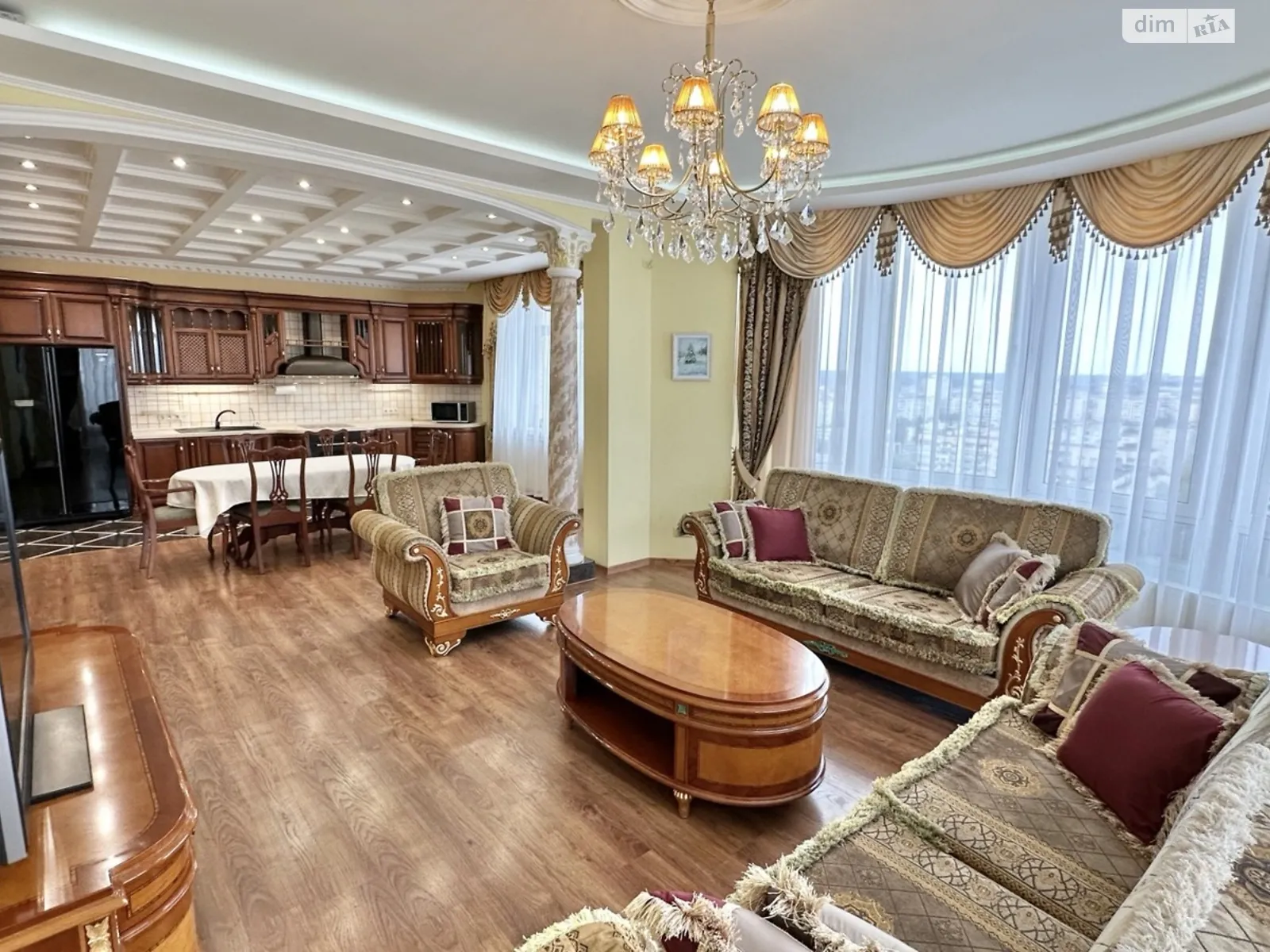 Сдается в аренду 3-комнатная квартира 125 кв. м в Киеве, ул. Левка Лукьяненко, 21 корпус 3 - фото 1