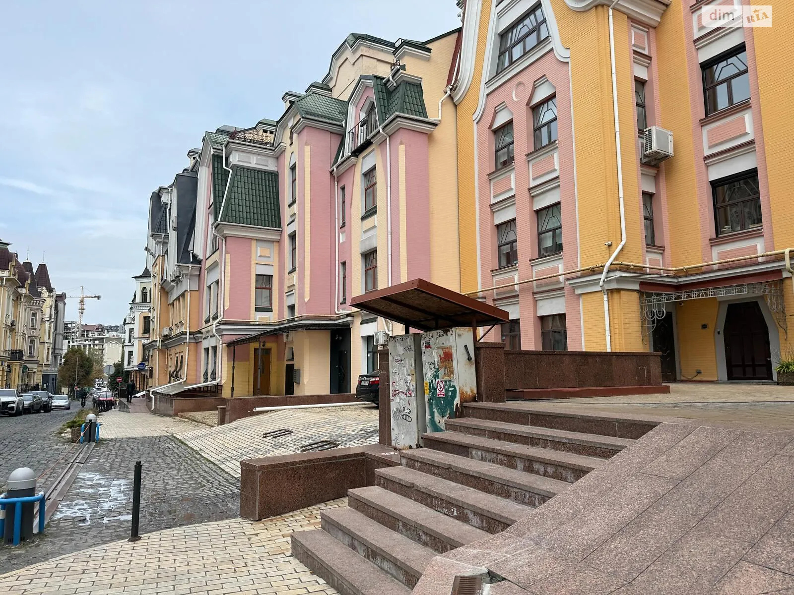 Продается офис 140 кв. м в бизнес-центре, цена: 340000 $ - фото 1