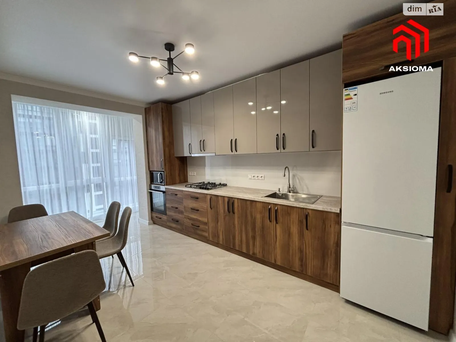 Сдается в аренду 1-комнатная квартира 45 кв. м в Ивано-Франковске, ул. Княгинин - фото 1