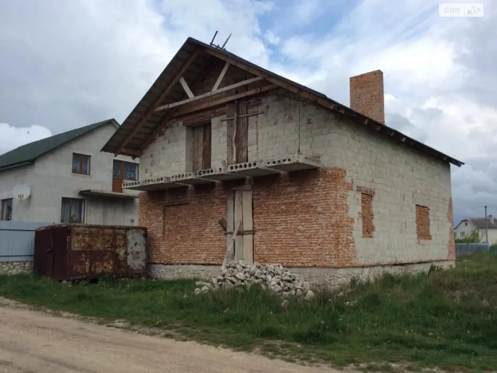 Продается дом на 2 этажа 160 кв. м с участком, цена: 32000 $ - фото 1