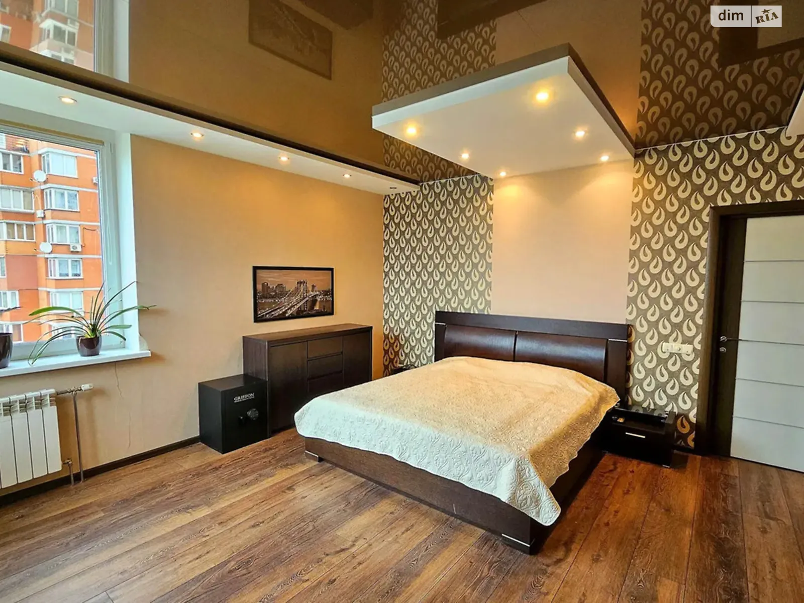 Продается 2-комнатная квартира 89 кв. м в Киеве, ул. Константина Данькевича, 12 - фото 1