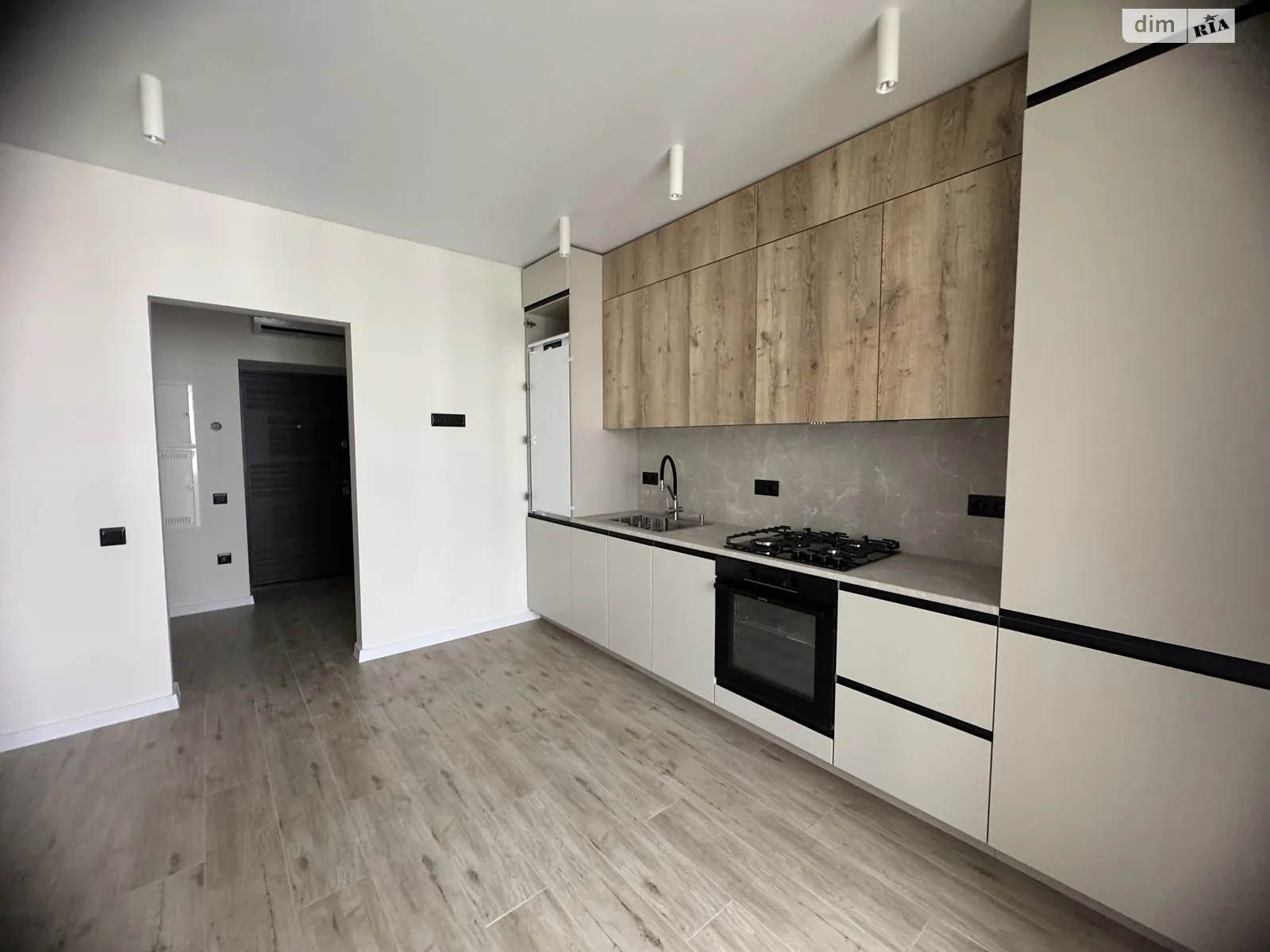 Продается 1-комнатная квартира 43 кв. м в Криховцах, ул. Приозерная, 25 - фото 1