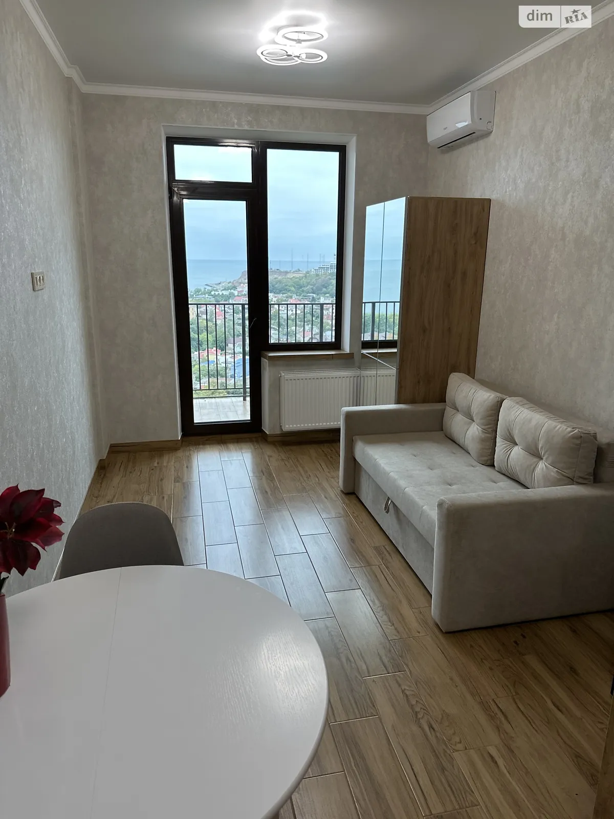 Продается 1-комнатная квартира 26 кв. м в Одессе, ул. Дача Ковалевского, 5 - фото 1