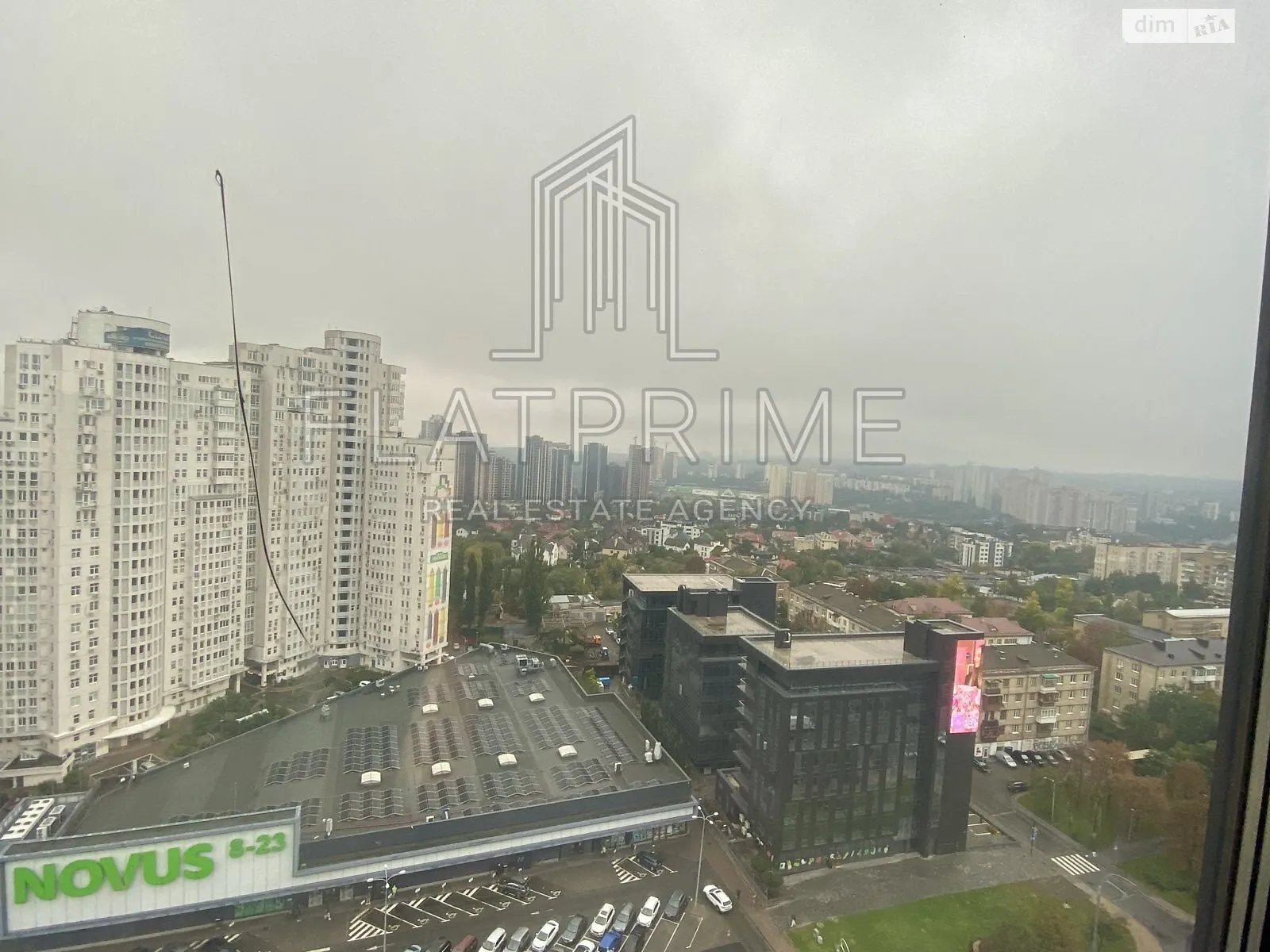 Продается 1-комнатная квартира 50 кв. м в Киеве, бул. Николая Михновского(Дружбы Народов), 13А - фото 1