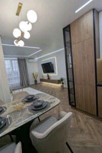 Продажа квартиры, Ивано-Франковск, р‑н. Княгинин, Юліана Пелеша (Крайковского) улица, дом 60