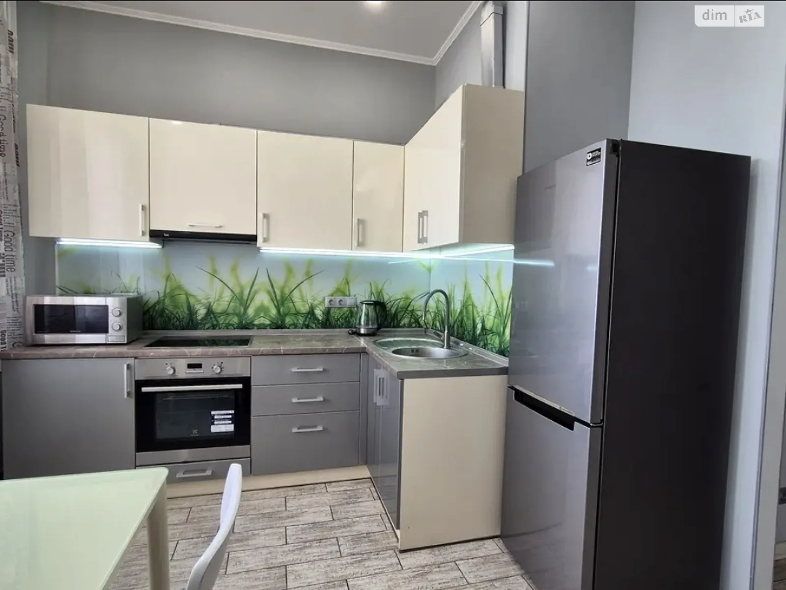 Сдается в аренду 1-комнатная квартира 42 кв. м в Одессе, пер. Асташкина, 29 - фото 1