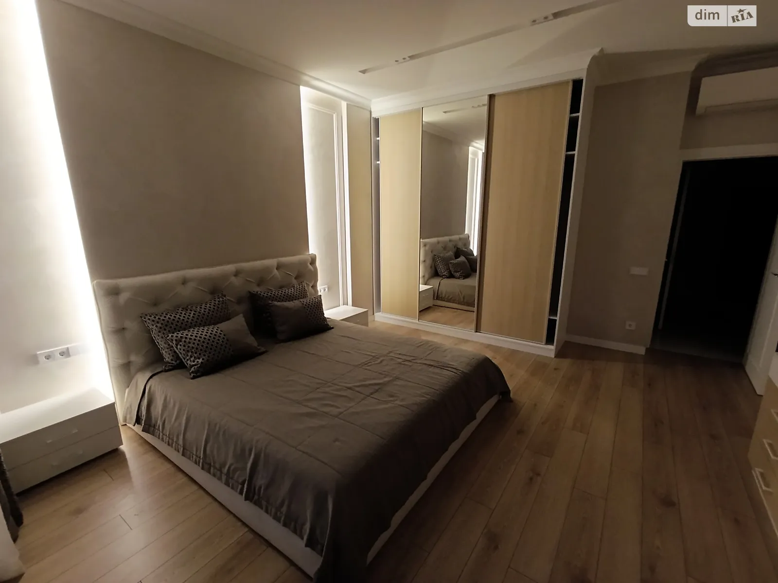 Сдается в аренду 2-комнатная квартира 85 кв. м в Киеве, цена: 1800 $ - фото 1