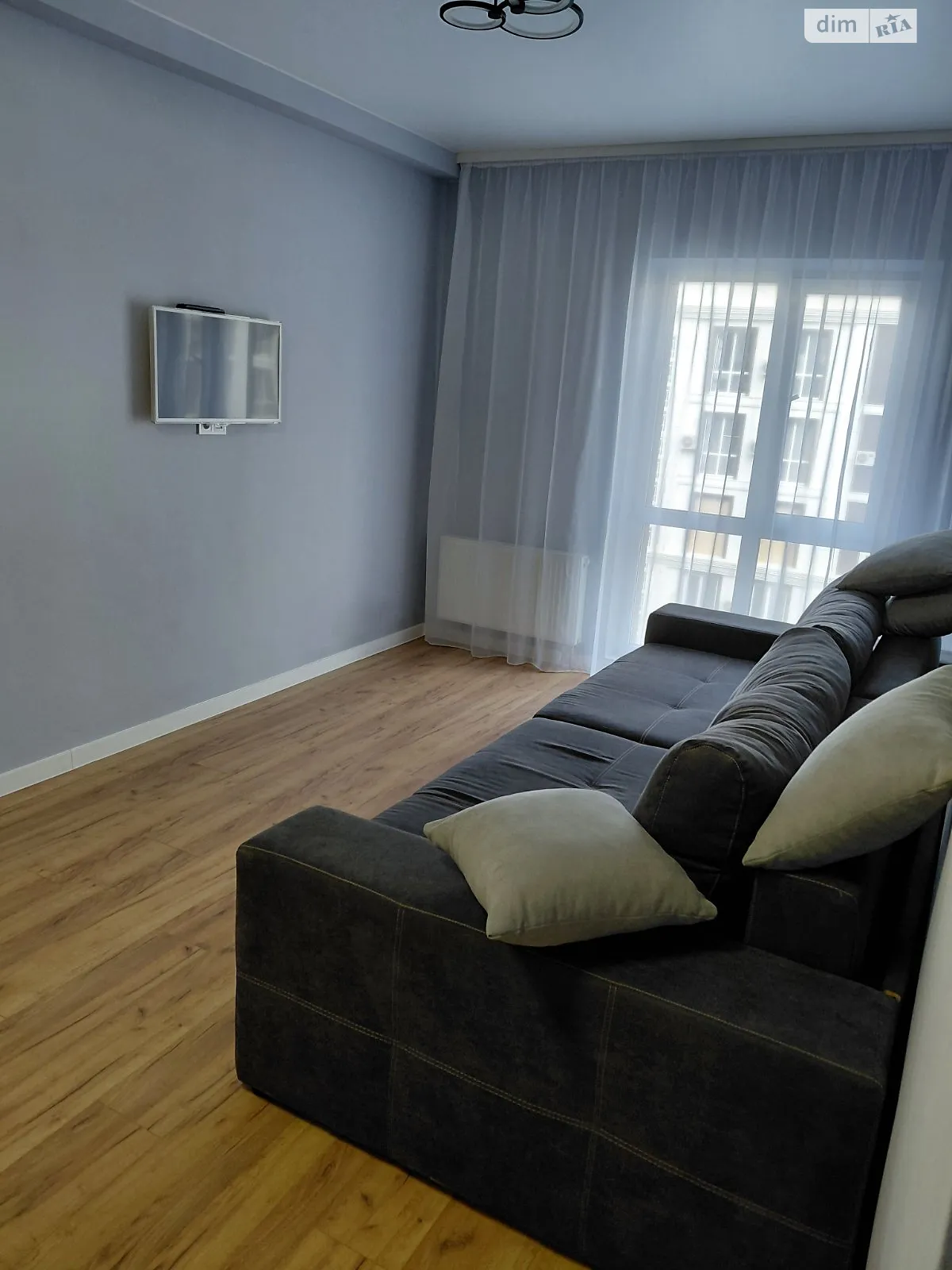 Сдается в аренду 1-комнатная квартира 41 кв. м в Киеве, ул. Михаила Максимовича - фото 1