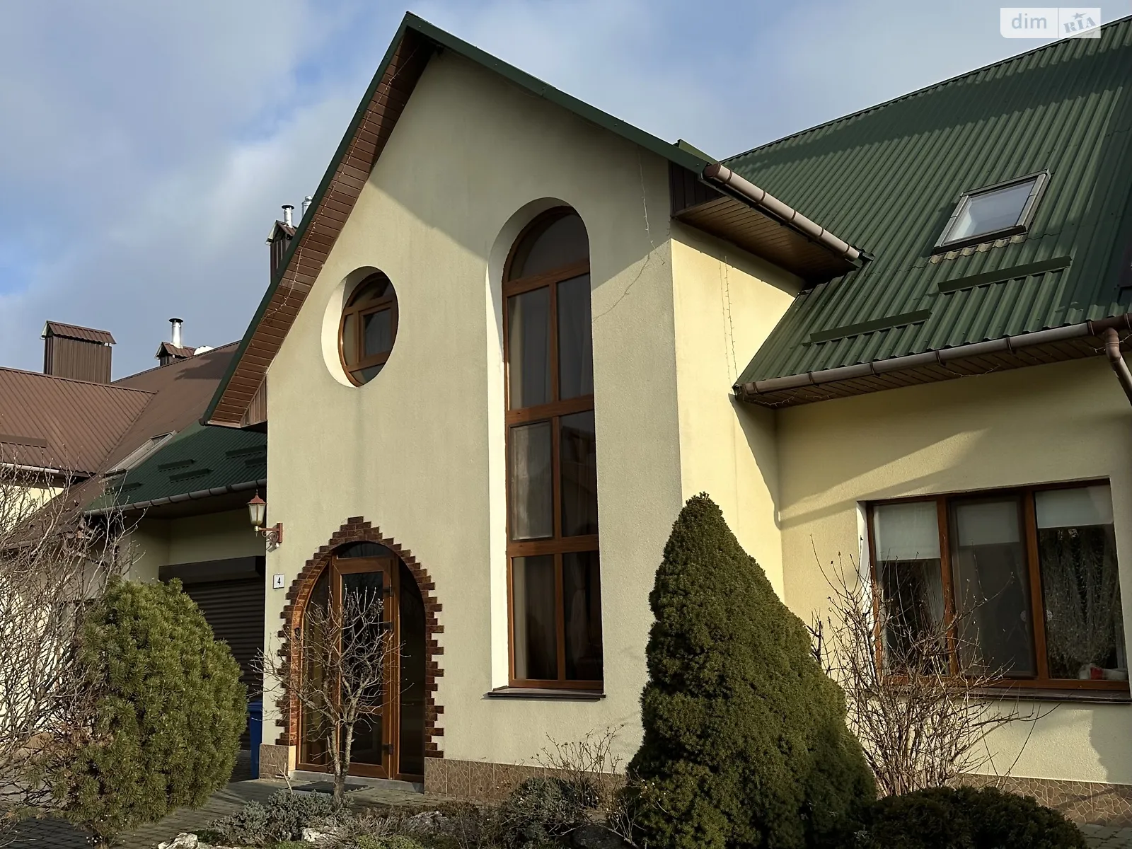 Продается дом на 2 этажа 240 кв. м с мебелью, цена: 180000 $ - фото 1