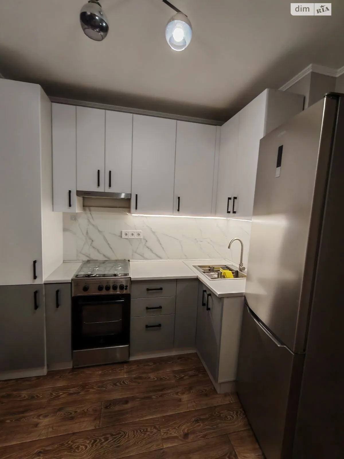 Сдается в аренду 1-комнатная квартира 37 кв. м в Виннице, ул. Антонова Олега, 54 - фото 1