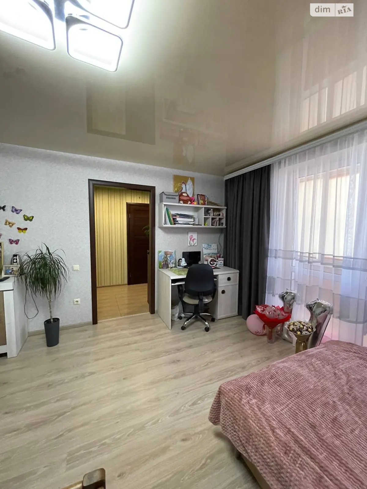 Продається 1-кімнатна квартира 53 кв. м у Хмельницькому, вул. Кармелюка, 11/1 - фото 1