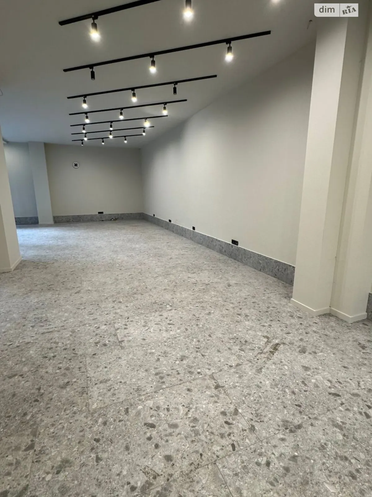 ул. Подгорная Центр Ужгород, цена: 1500 $ - фото 1