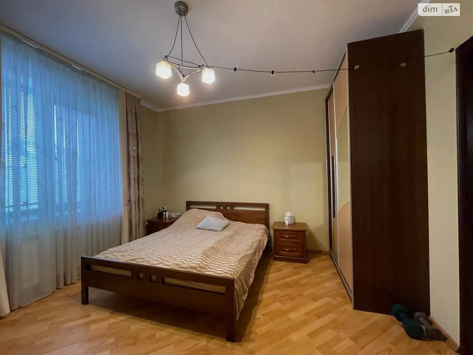 Продається 4-кімнатна квартира 124.2 кв. м у Івано-Франківську, вул. Карпінця Я. - фото 1