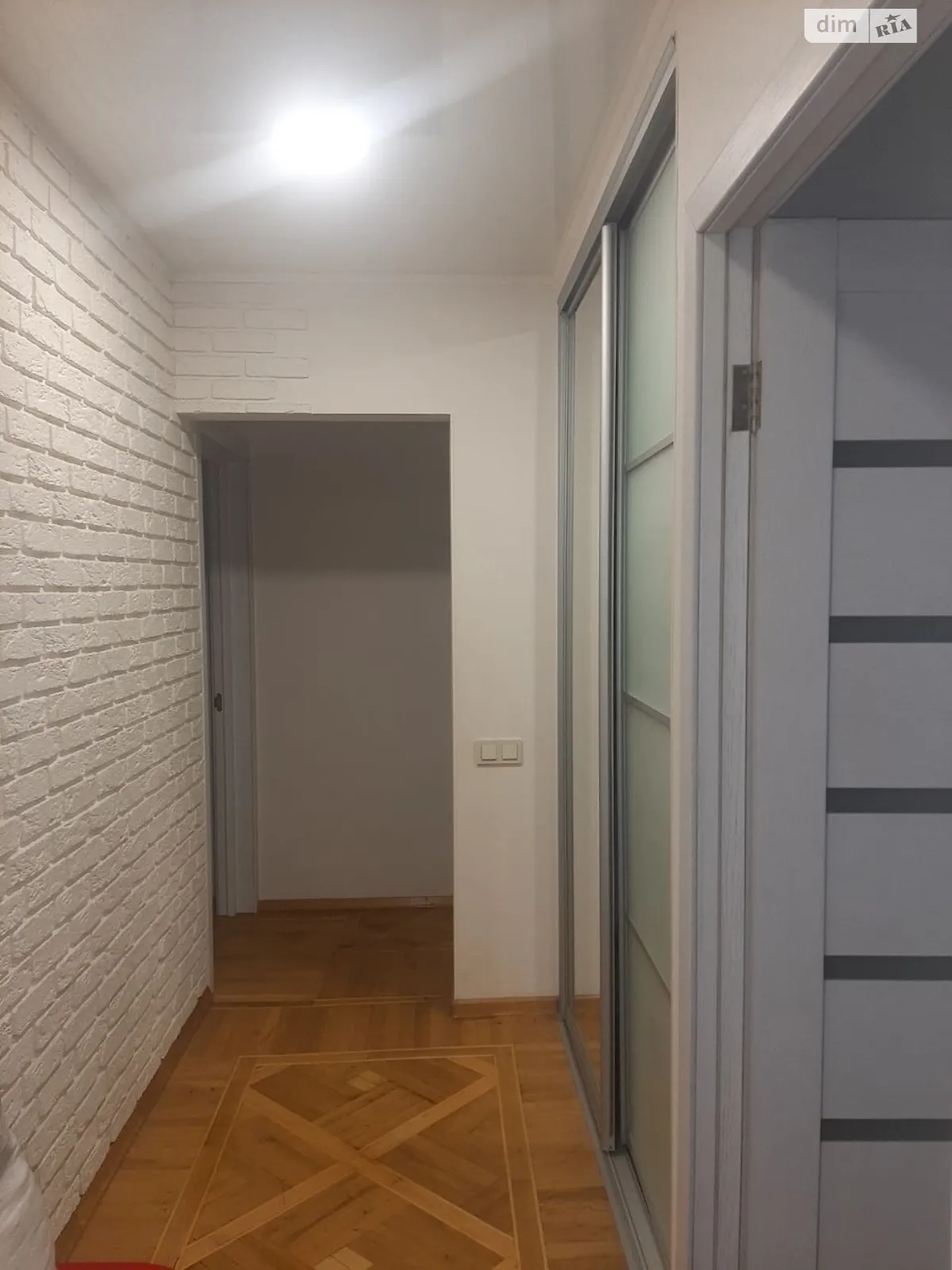 Продается 3-комнатная квартира 64 кв. м в Харькове, ул. Гвардейцев-Широнинцев, 62 - фото 1