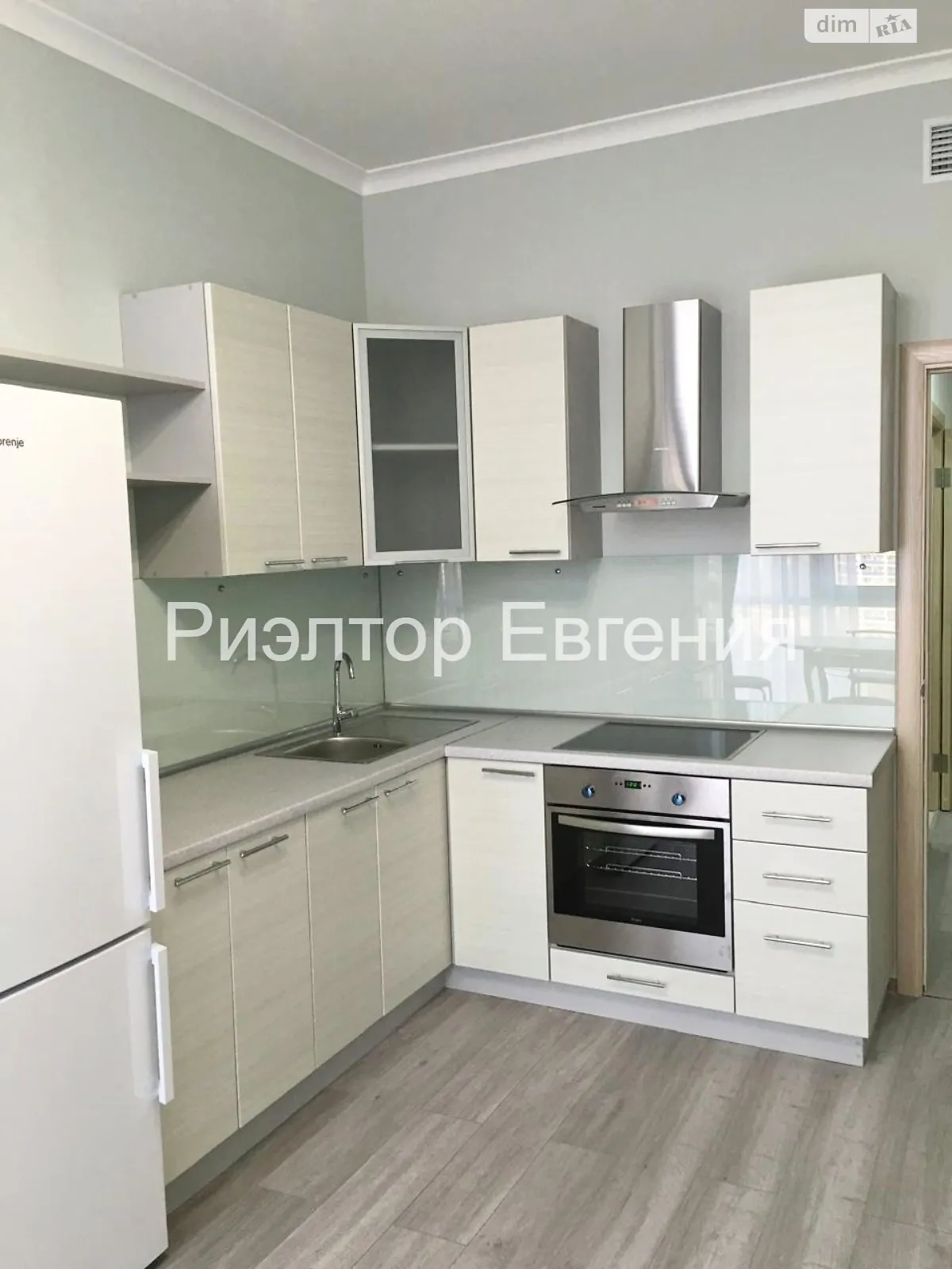 Сдается в аренду 1-комнатная квартира 45 кв. м в Одессе, плато Аркадийское(Гагаринское), 5Б - фото 1