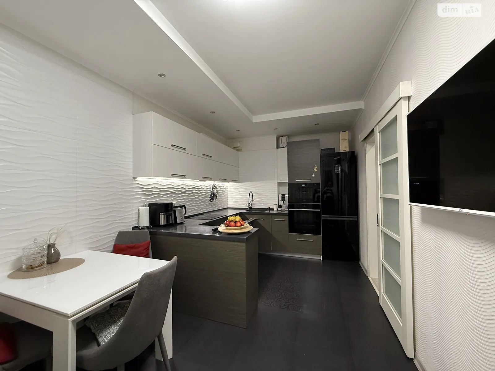 Продается 2-комнатная квартира 70.9 кв. м в Киеве, цена: 86000 $ - фото 1